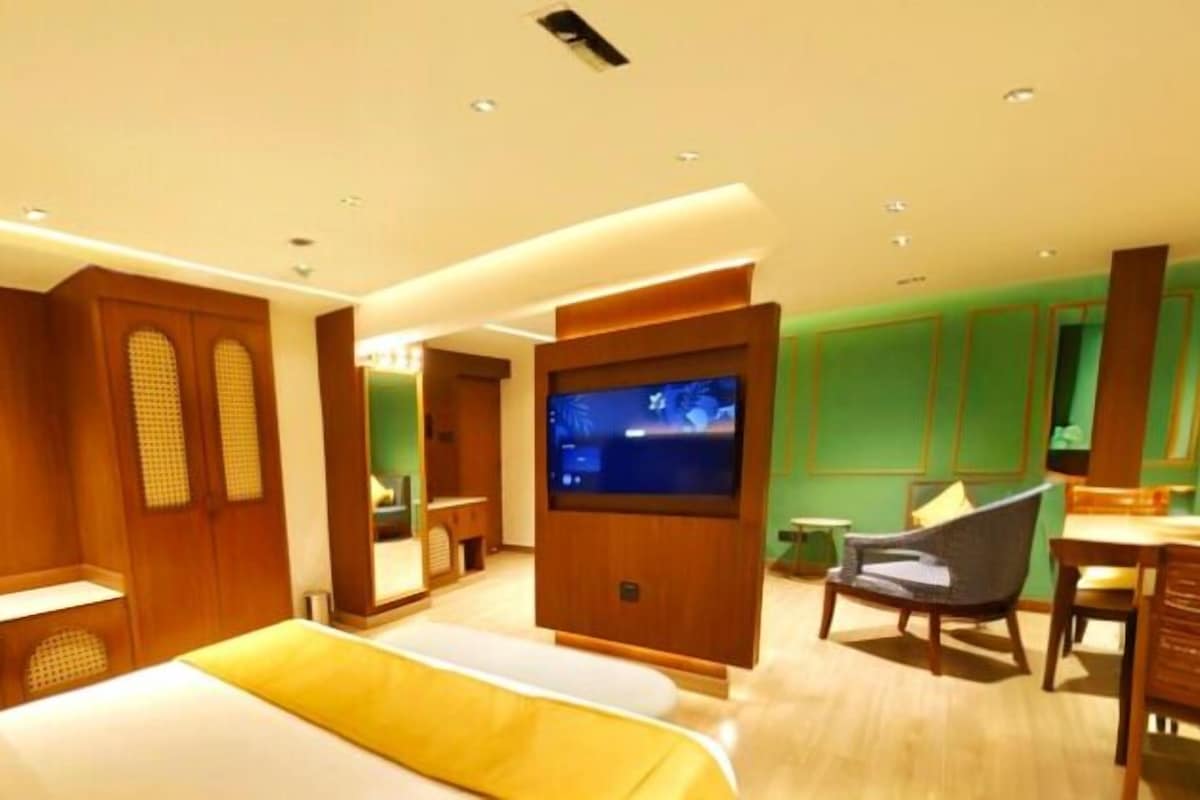 Habitación | Minibar, escritorio, wifi gratis y ropa de cama 