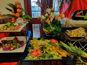 Alimentos y bebidas