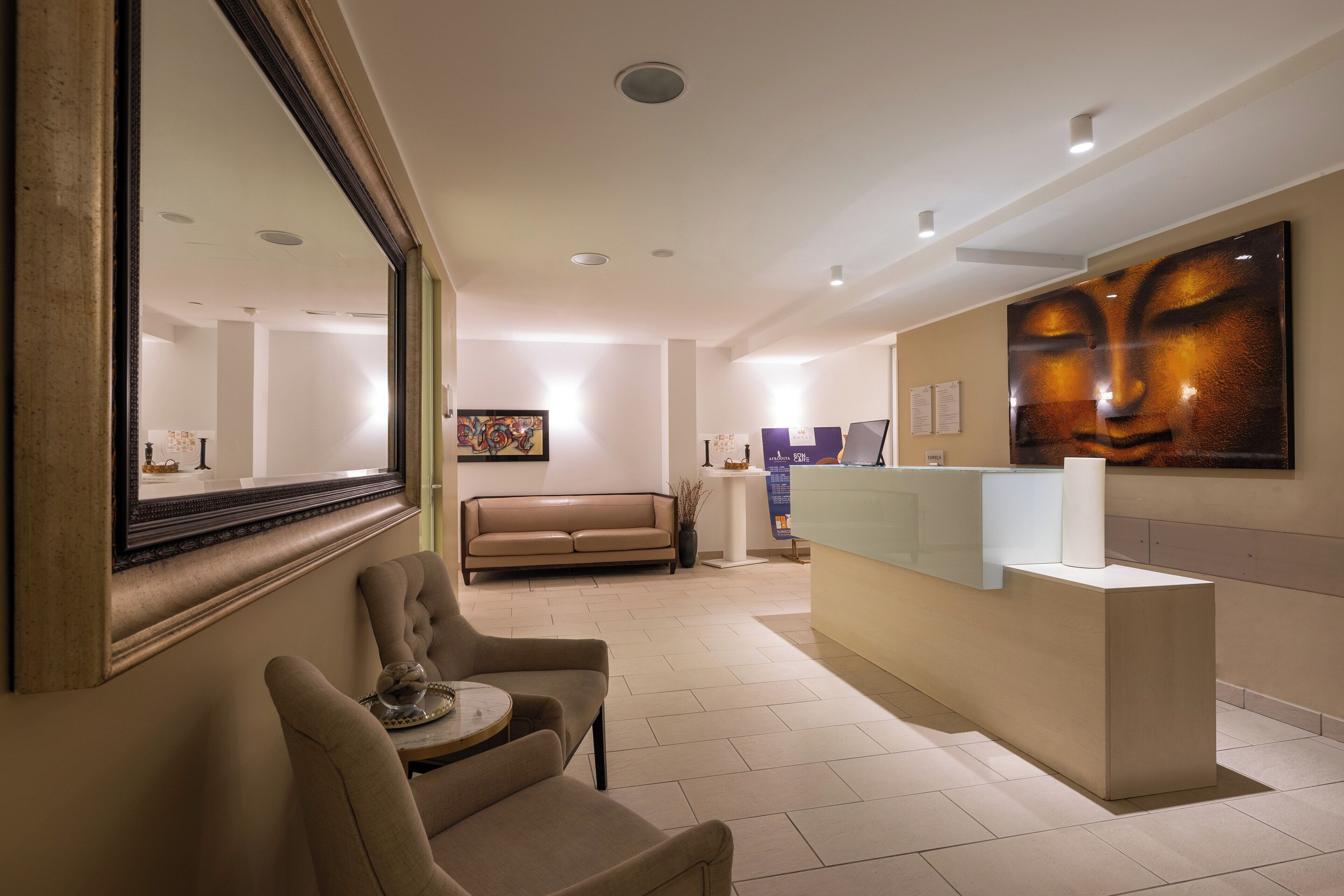 Photo - Royal Palm Hotel