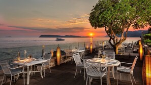 3 restaurants, breakfast, lunch, dinner served; Mediterranean cuisine - Royal Palm Hotel (Dubrovnik)