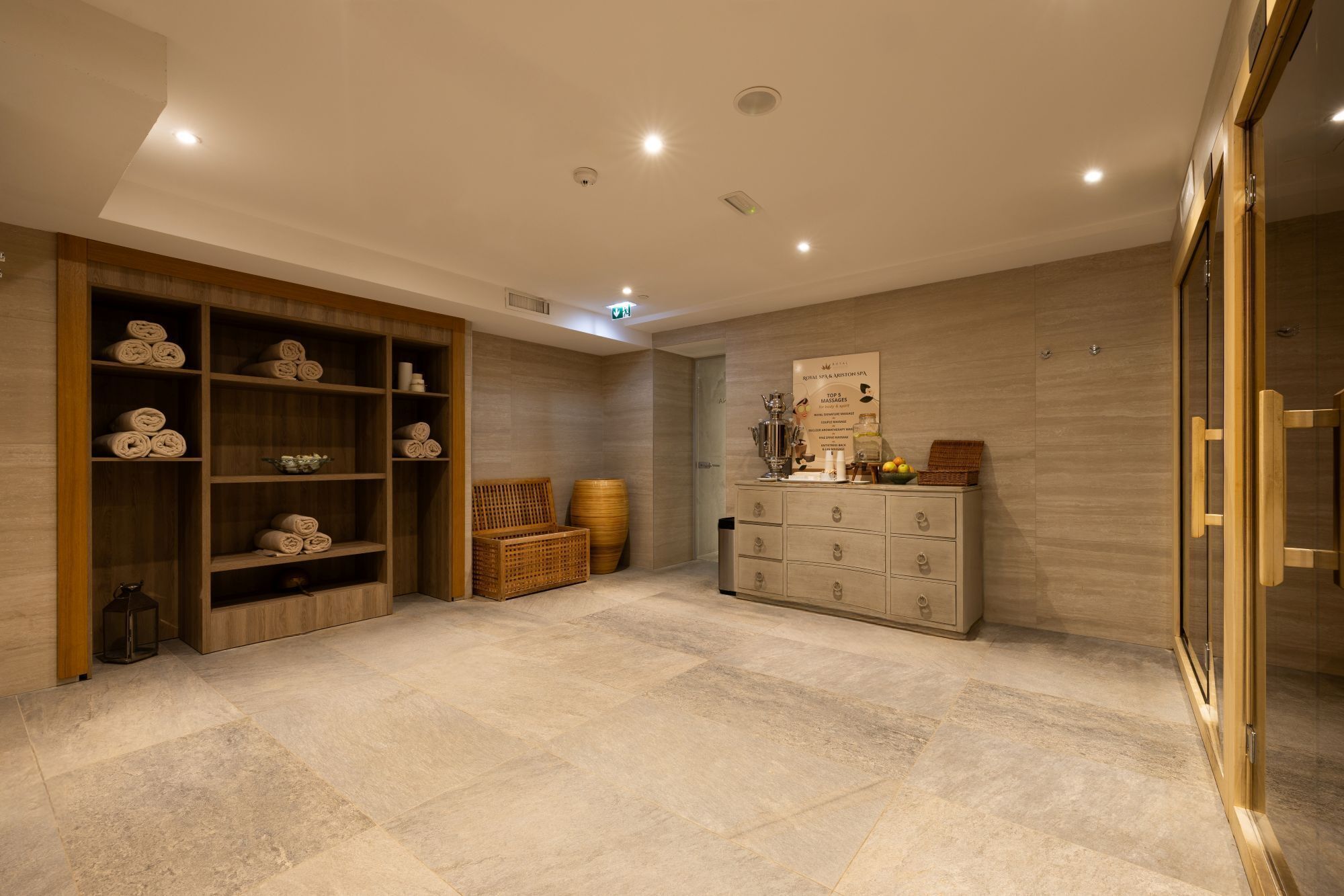 couples treatment room(s), body treatments, aromatherapy