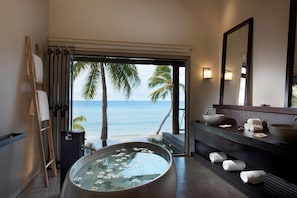 Villa, Private Pool, Beachfront | Bathroom