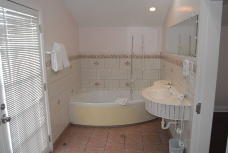 Ibis Bay Beach Resort - Image 96