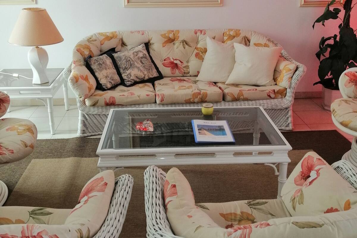 Apartment, 2 Bedrooms (5 people) | Living area | TV