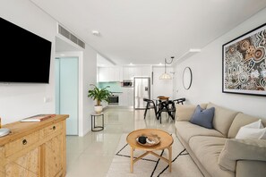 Living area - Coco Mooloolaba (Mooloolaba)