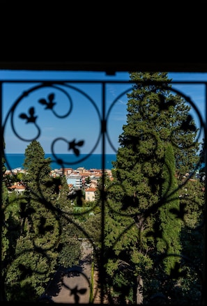 Deluxe Villa, 1 Bedroom, Garden View | Garden view