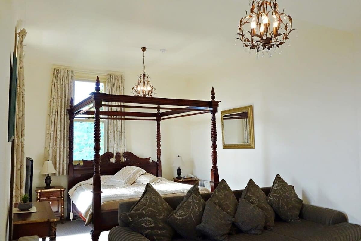 Suite – honeymoon (Spa) | 1 soverom, safe på rommet, individuelt dekorert og individuelt innredet