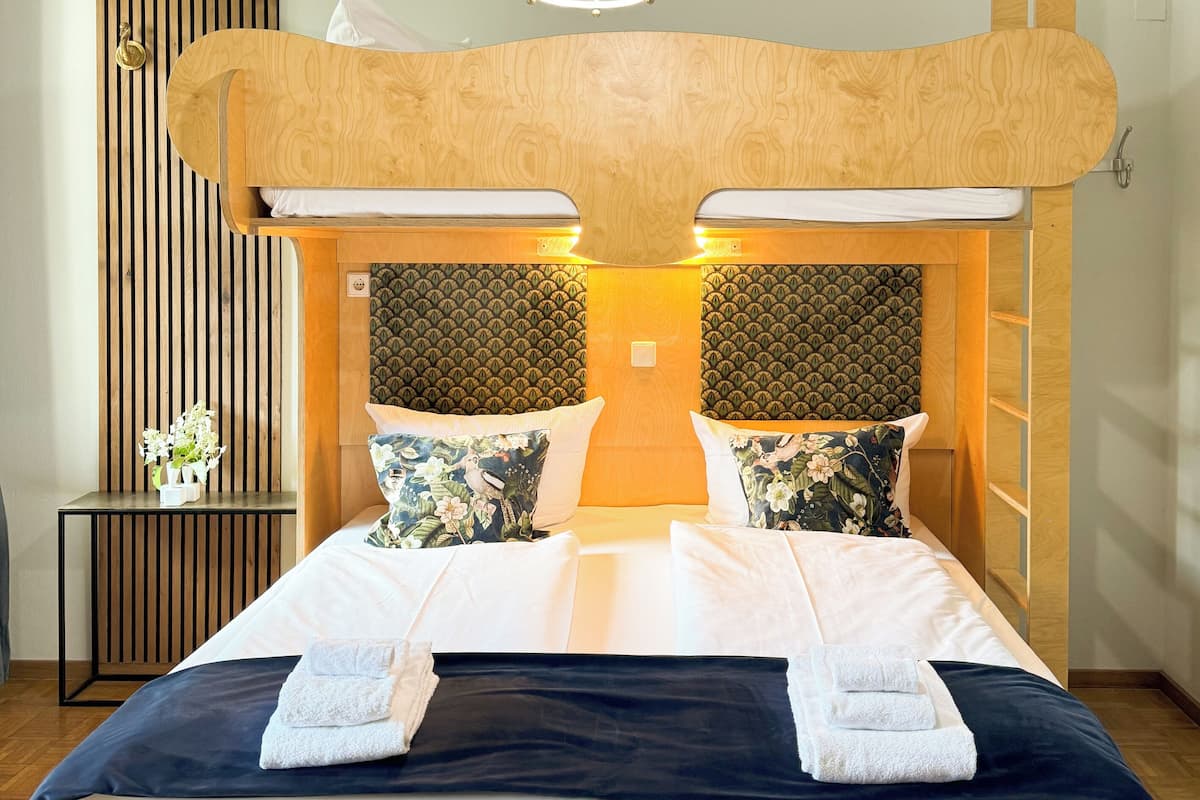 quadruple room | in-room safe, soundproofing, iron/ironing board, free wifi