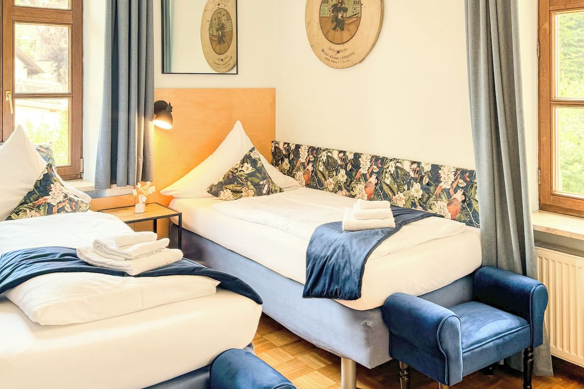 Chambre avec lits jumeaux | 1 chambre, coffres-forts dans les chambres, chambres insonorisées