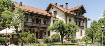 Villa Fantasia Budget Boutique Hotel