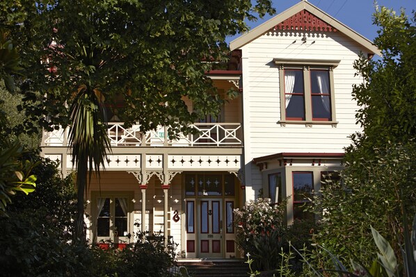 บริเวณภายนอก