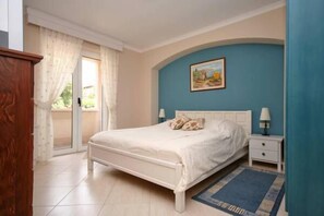 Double Room, Balcony, Sea View | Premium bedding, down comforters, minibar, in-room safe