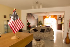 Kawasan tempat duduk lobi