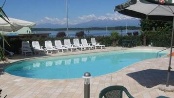 Außenpool (je nach Saison geöffnet)