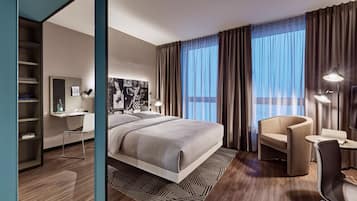 Residence Zimmer | Allergikerbettwaren, VerdunkelungsvorhÀnge, schallisolierte Zimmer