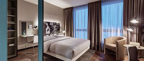 Comfort Room (Residence Zimmer) | Hypo-allergenic bedding, blackout curtains, soundproofing