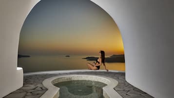 Deluxe Suite, Sea View ( Heated Jetted Tub) | 客房景觀