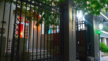 Entrada de la propiedad