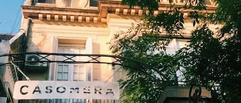 Façade de lâhĂ©bergement