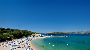 Beach nearby, beach towels