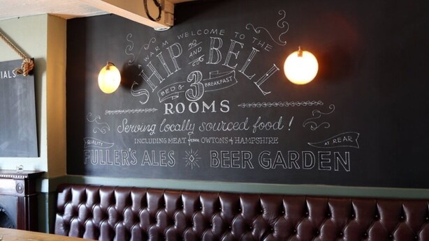 Lounge - The Ship and Bell (Waterlooville)