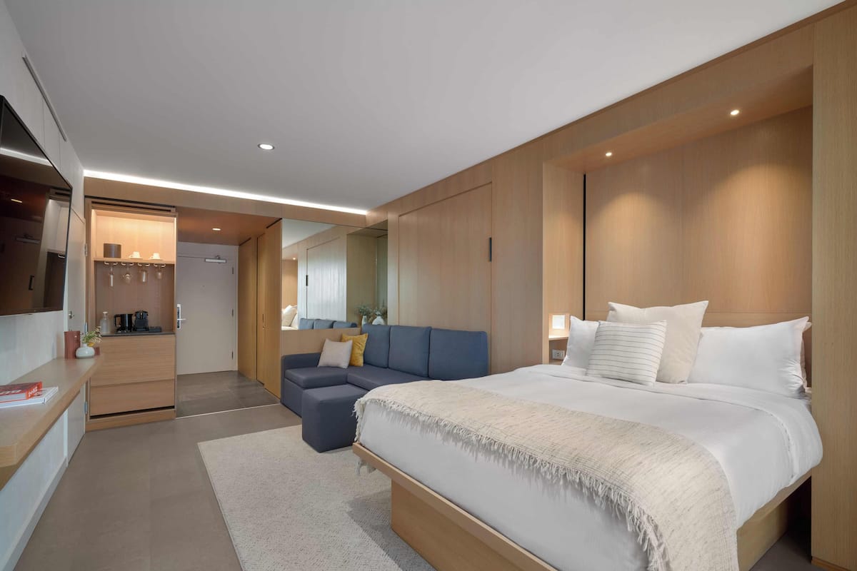 Classique | 1 Schlafzimmer, hochwertige Bettwaren, Daunenbettdecken