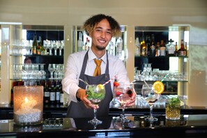 Bar (on property) - Van Der Valk Hotel Almere (Almere)