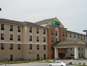Property amenity - Holiday Inn Express and Suites Urbandale by IHG (Urbandale)