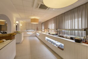 Daily breakfast for a fee -  Hotel Cabot Romantic - Adults Only (Pollenca)
