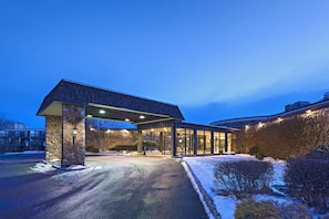 Mặt tiền nơi lưu trú