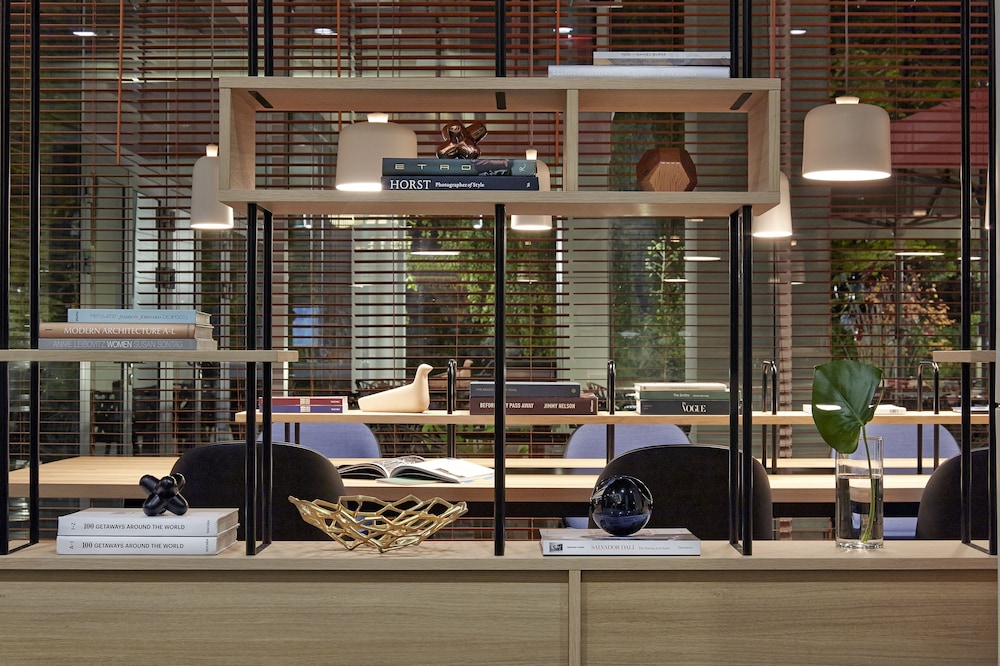 PURO Wrocław Stare Miasto by null