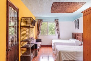 View from room - Eco Suites Uxlabil Guatemala City (Guatemala City)