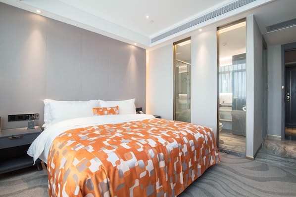 Premium bedding, minibar, in-room safe, desk