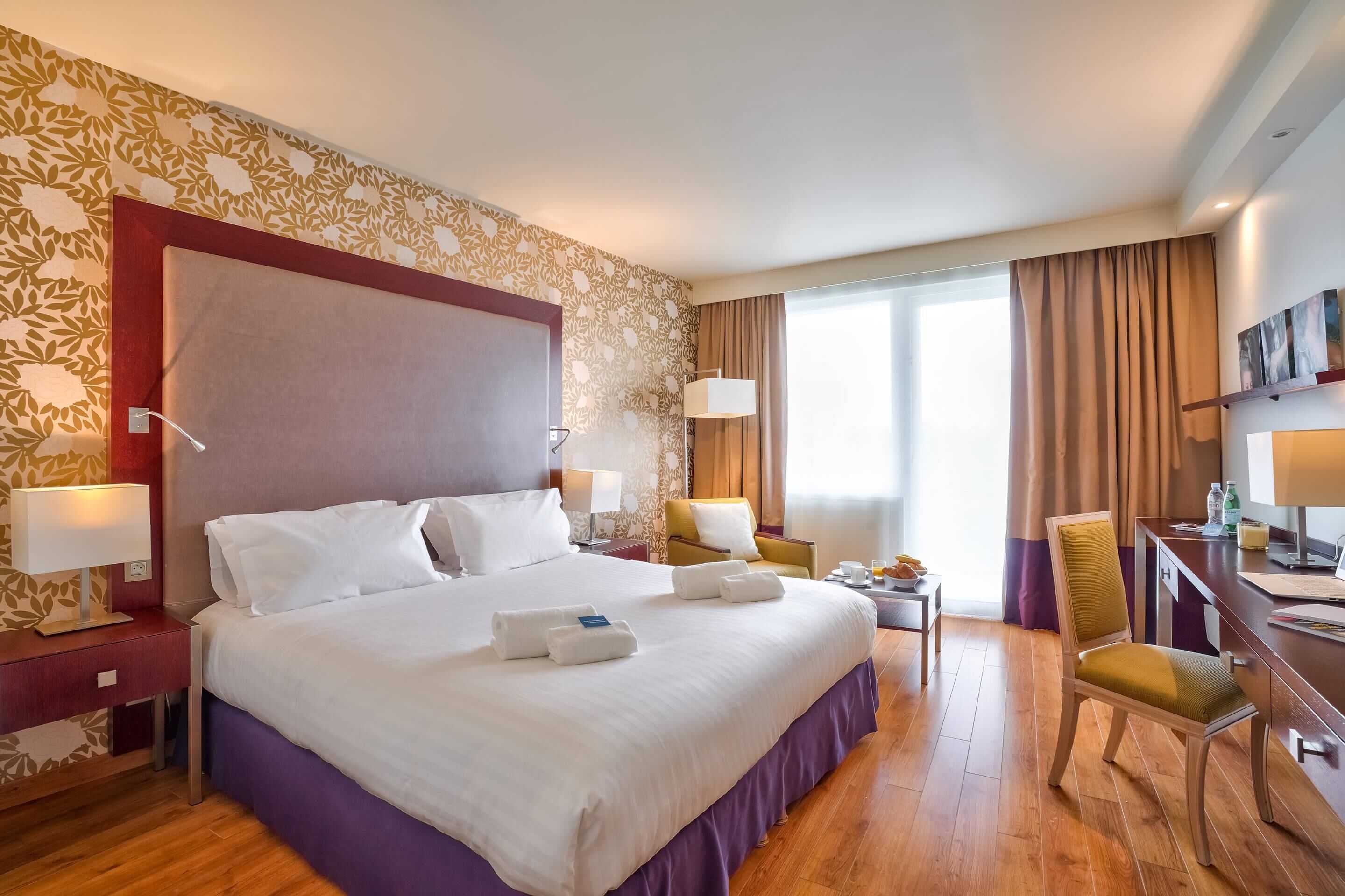 Chambre Standard, 1 très grand lit, non-fumeur