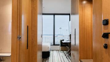 Superior Room, 1 King Bed, Accessible