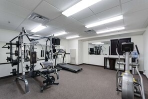 Fitness facility - Motel 6 Brandon, MB (Brandon)