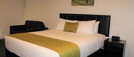 Studio | In-room safe, iron/ironing board, free WiFi, bed sheets