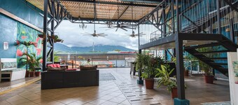 拉斯克里那斯酒店