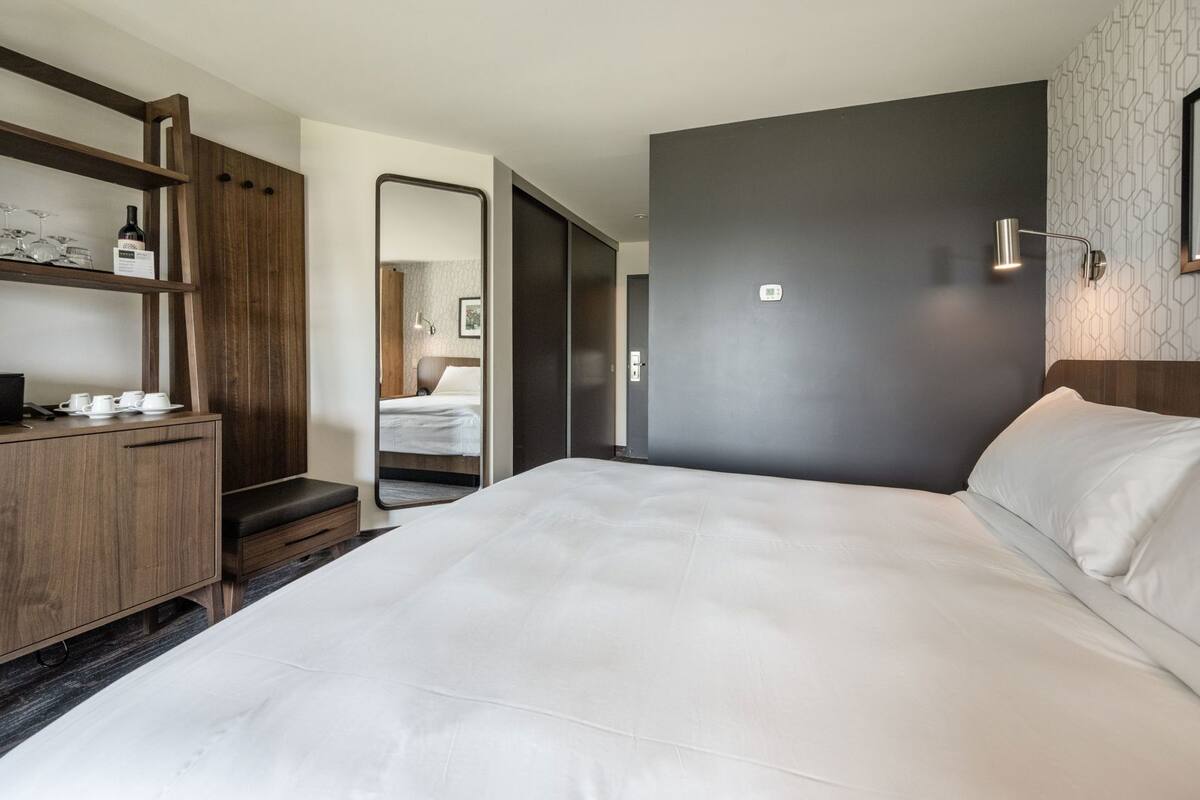 Hochwertige Bettwaren, Betten mit Memory-Foam-Matratzen