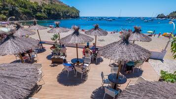 Breakfast, lunch, dinner served; Mediterranean cuisine