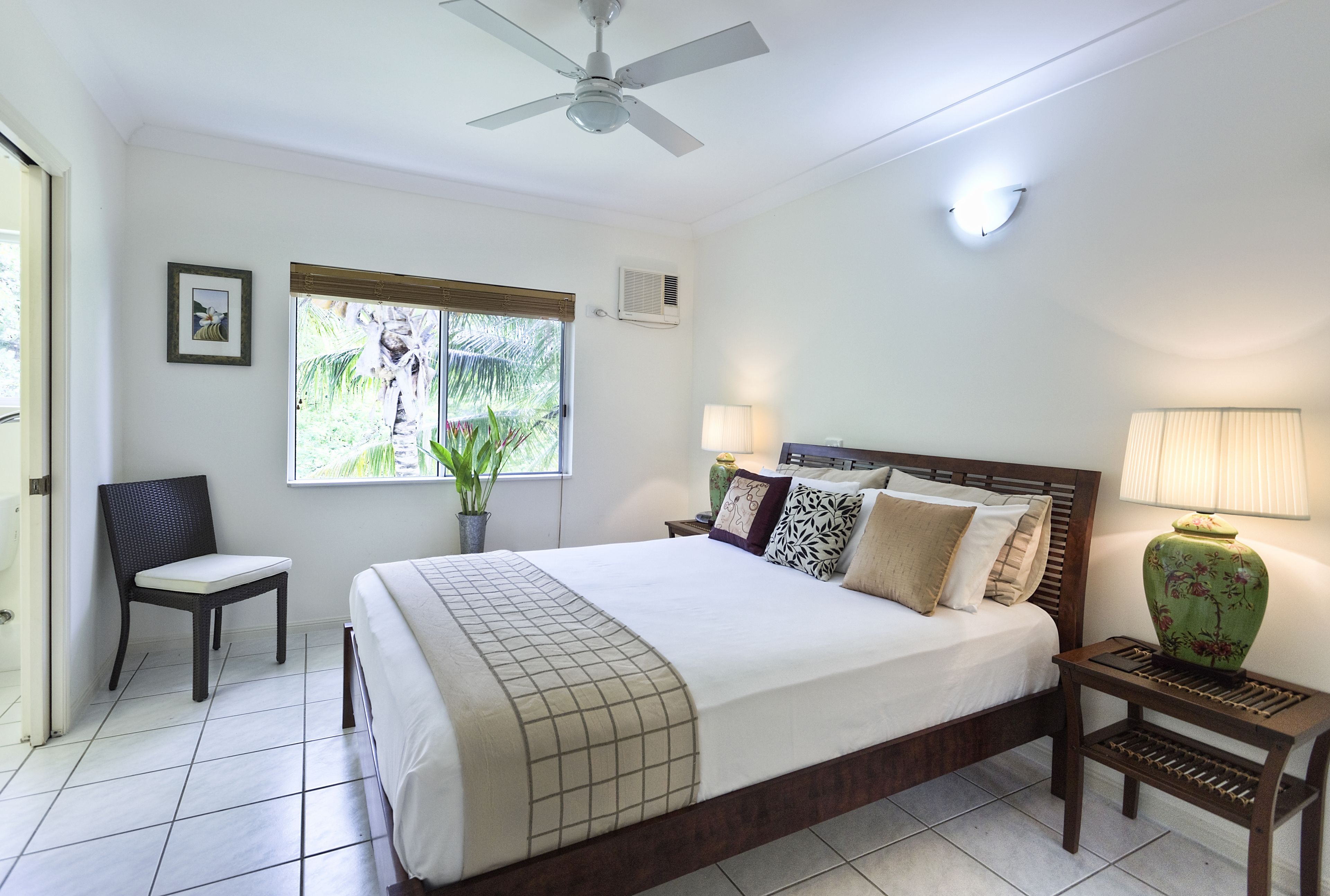 Deluxe Apartment, 2 Bedrooms, Balcony, Beach View | 2 bedrooms, premium bedding, blackout drapes, soundproofing