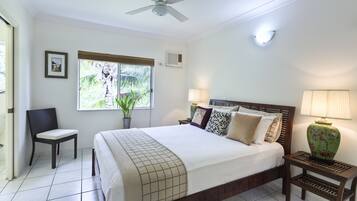 Deluxe Apartment, 2 Bedrooms, Balcony, Beach View | 2 bedrooms, premium bedding, blackout drapes, soundproofing