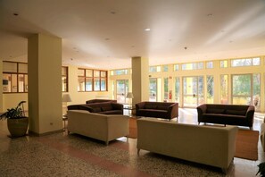 Lobby - Inatel Santa Maria da Feira (Santa Maria da Feira)