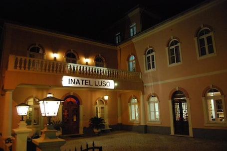 Fachada de la propiedad. INATEL Luso