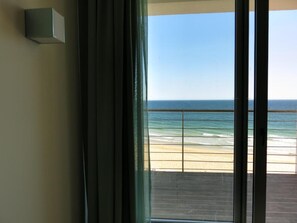 Minibar, in-room safe, desk, soundproofing - INATEL Albufeira (Albufeira)