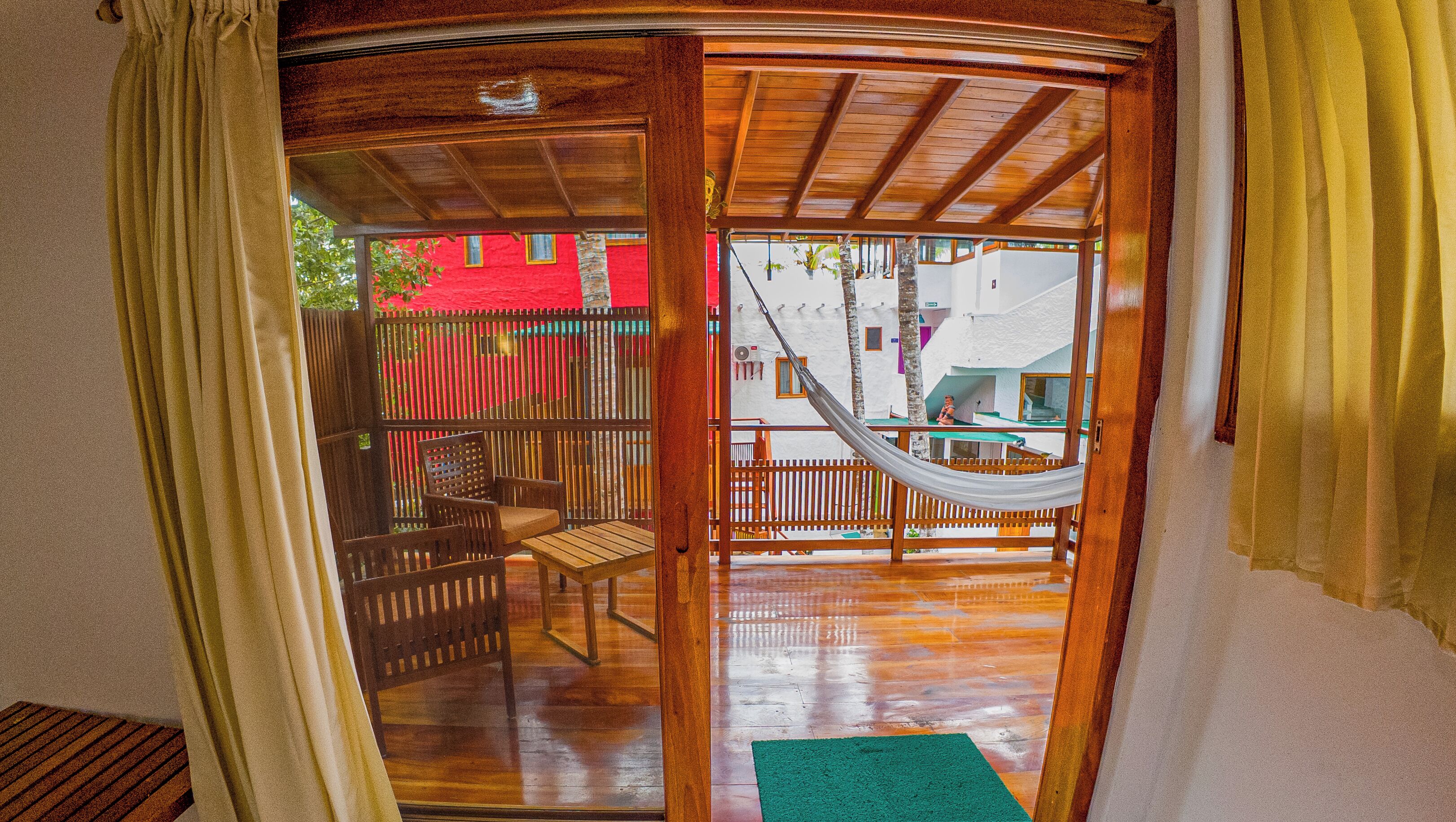 1 queen bed garden view | balcony view