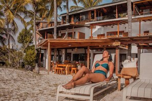 Exterior - La Casa de Marita (Puerto Villamil)