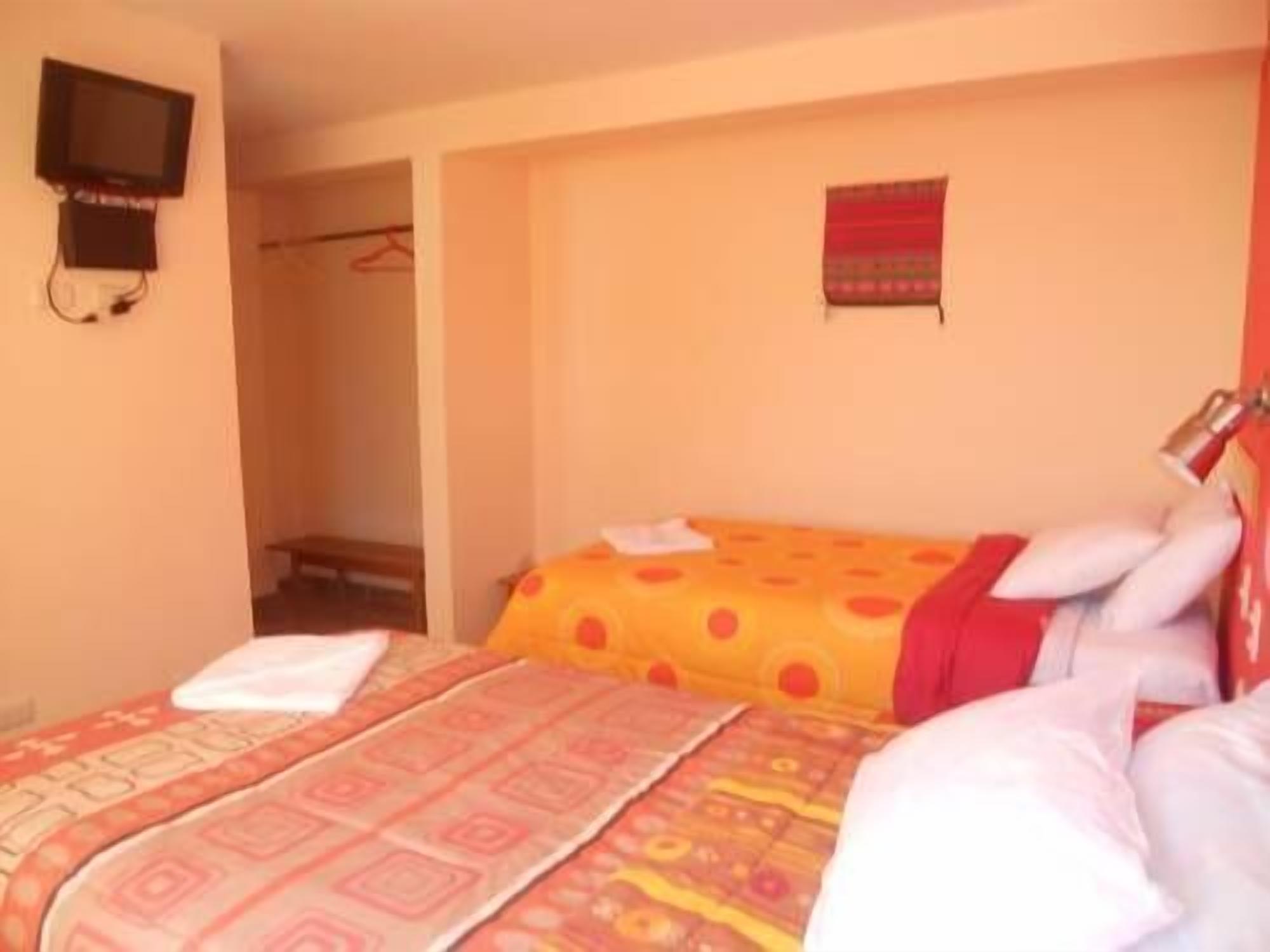 twin room | in-room safe, free wifi, bed sheets