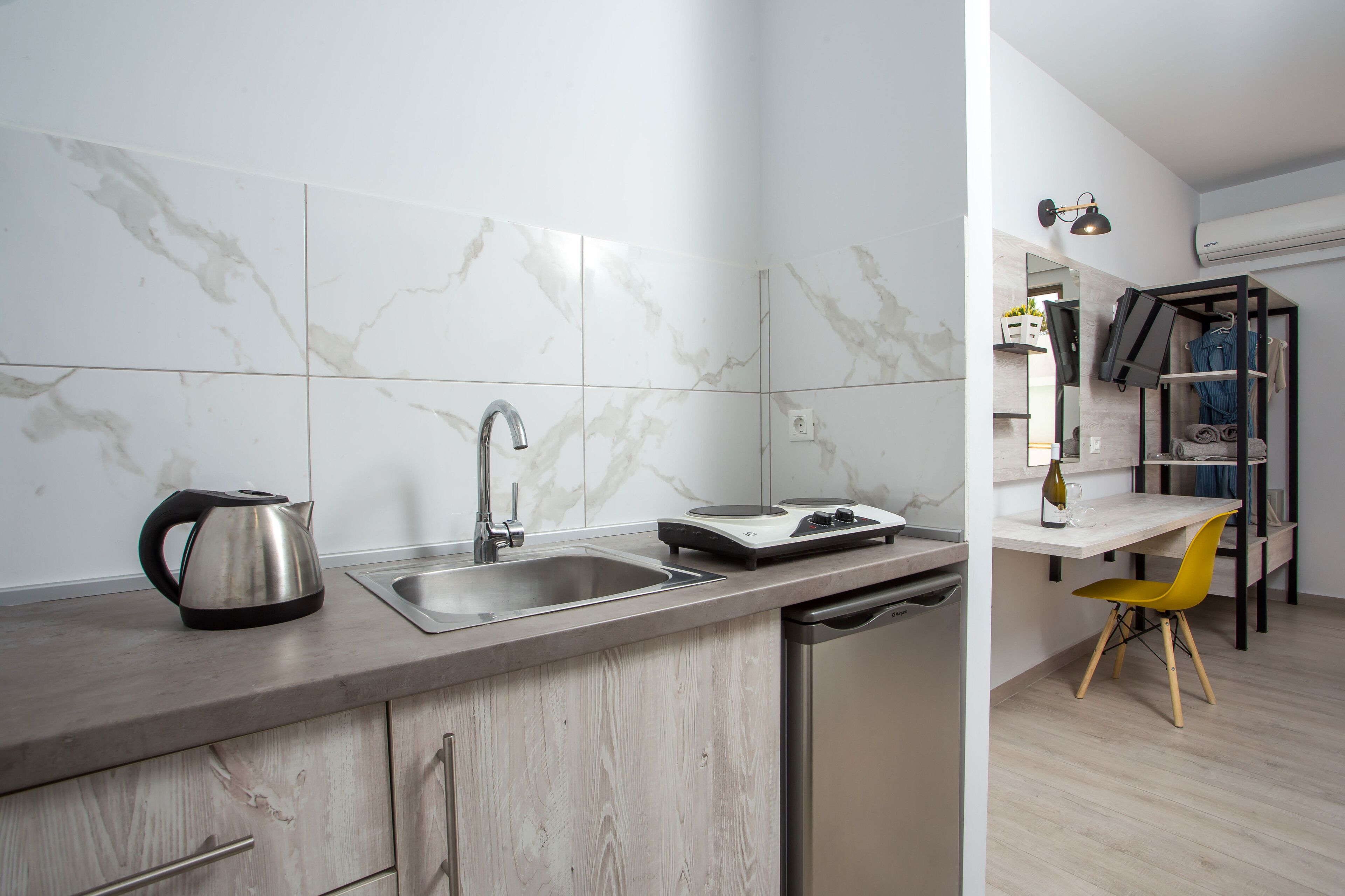 junior studio suite, pool view | 1 bedroom, hypo-allergenic bedding, in-room safe, blackout curtains