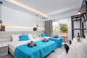 Deluxe-Dreibettzimmer | 1 Schlafzimmer, Allergikerbettwaren, Zimmersafe, Verdunkelungsvorhänge